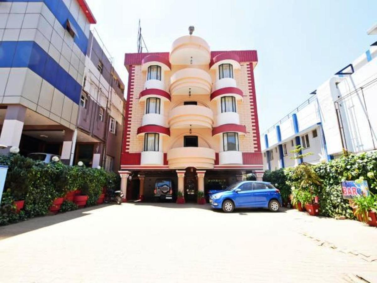 Hotel Blue Bird Ooty Extérieur photo